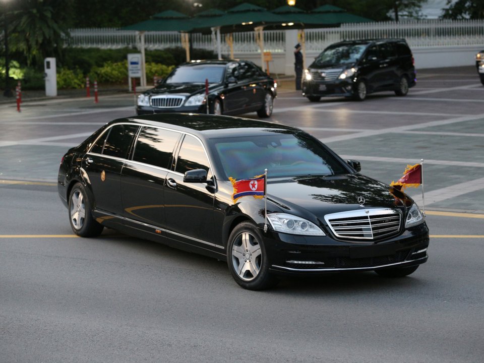 Mercedes-Benz S600 Pullman Guard