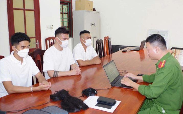 Các đối tượng tại cơ quan công an