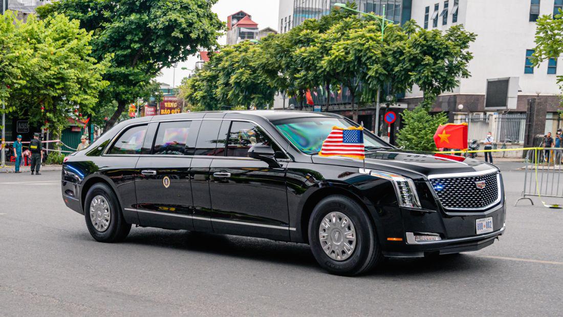 Cadillac One trên phố Hà Nội