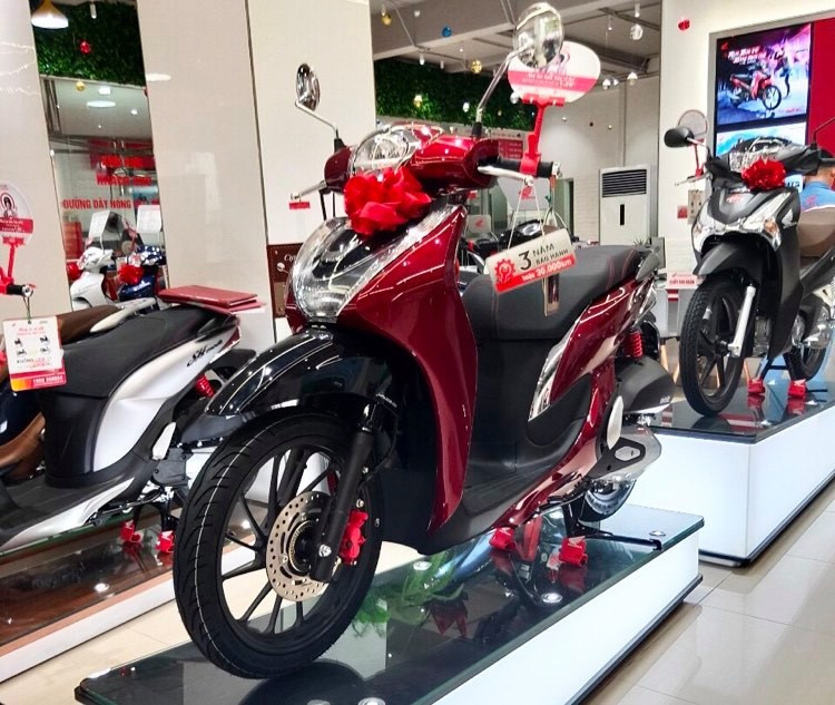 Bảng giá xe máy Honda SH Mode tháng 8/2025