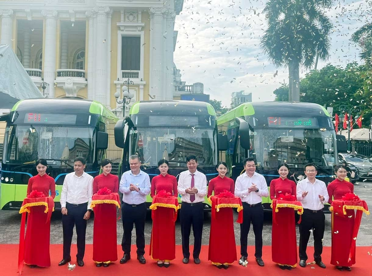 Sinh viên Đại học Dược Hà Nội đi lại thuận tiện