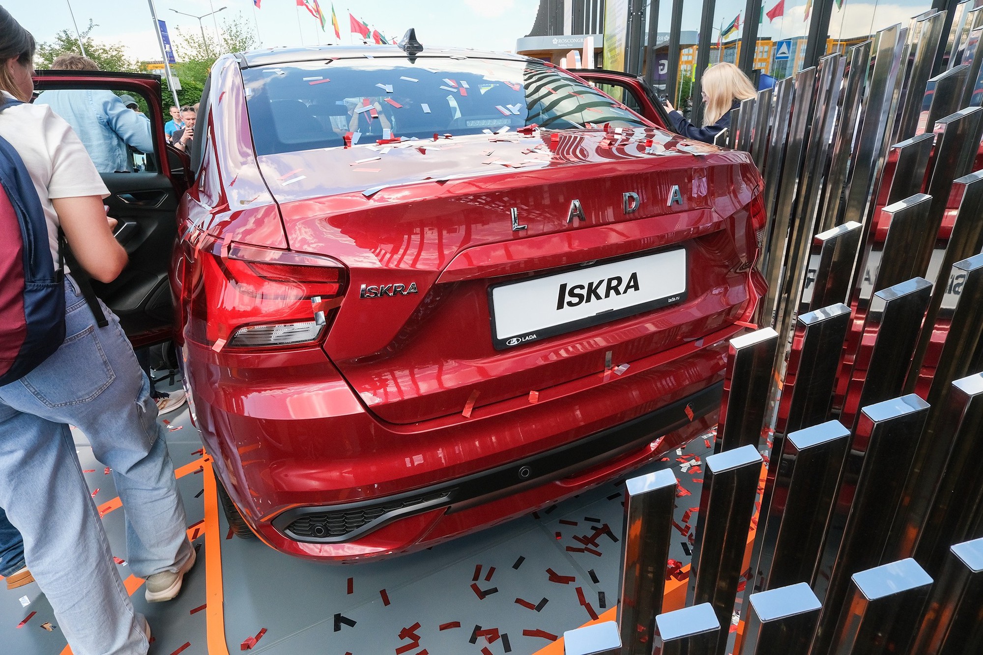 Thiết kế đuôi xe Lada Iskra hiện đại