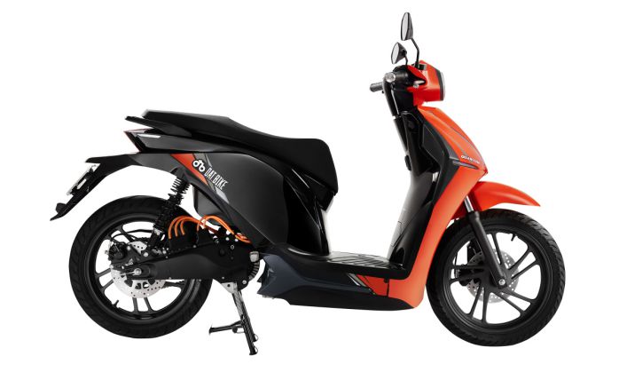 Cốp xe rộng rãi chứa đồ cá nhân