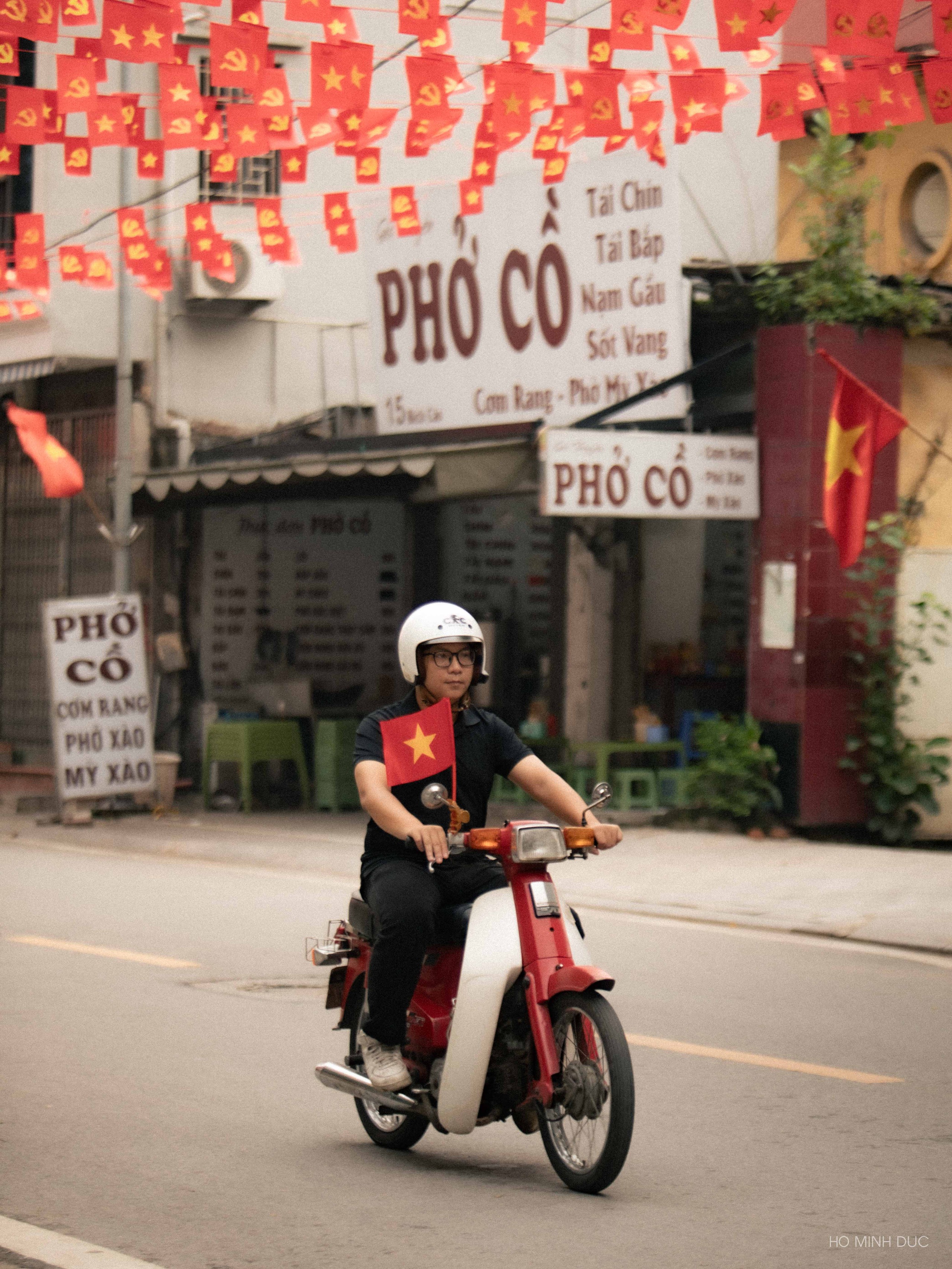 Xe Honda Super Cub bị hư hỏng nặng