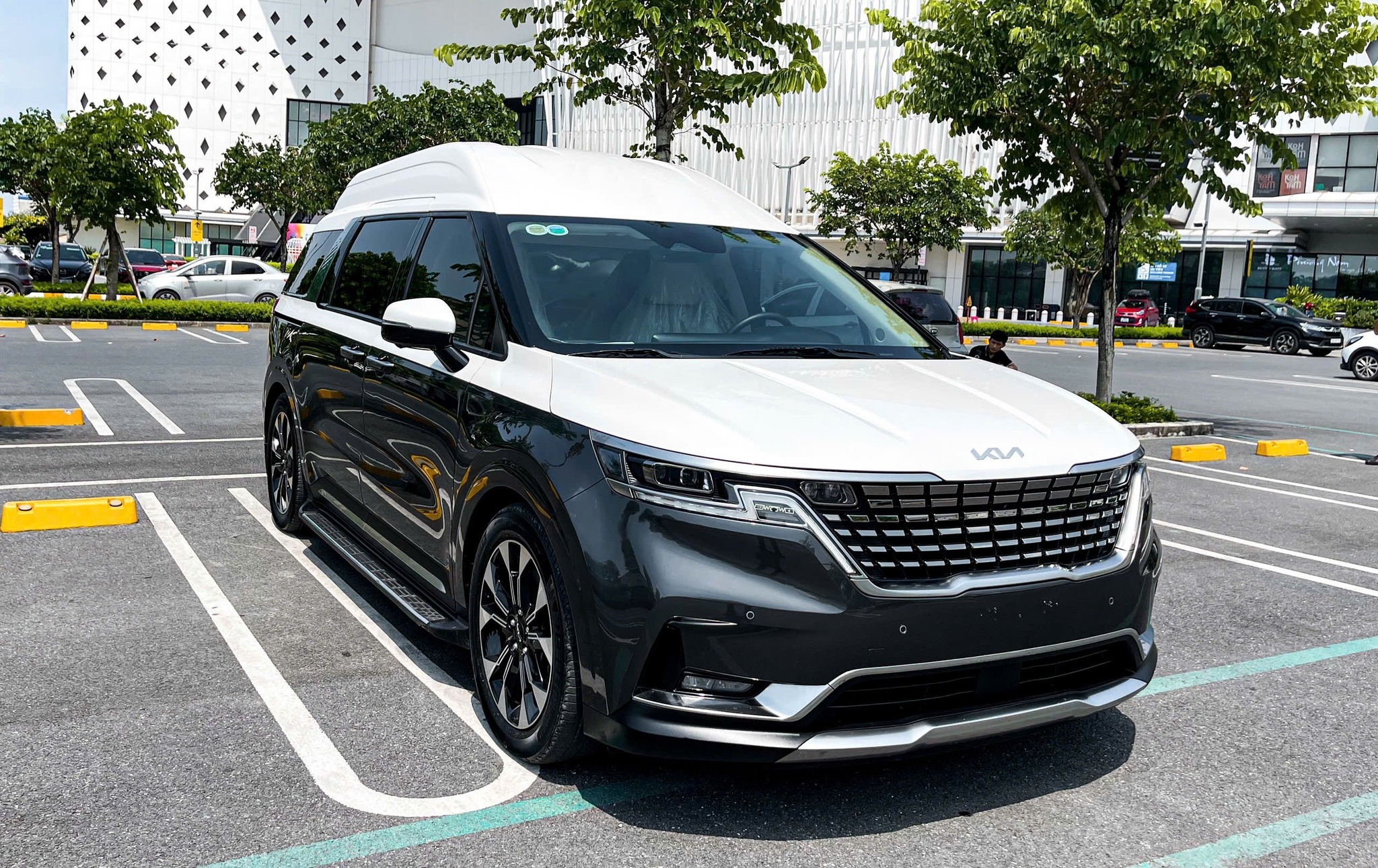 Phiên bản Thaco Royal siêu sang