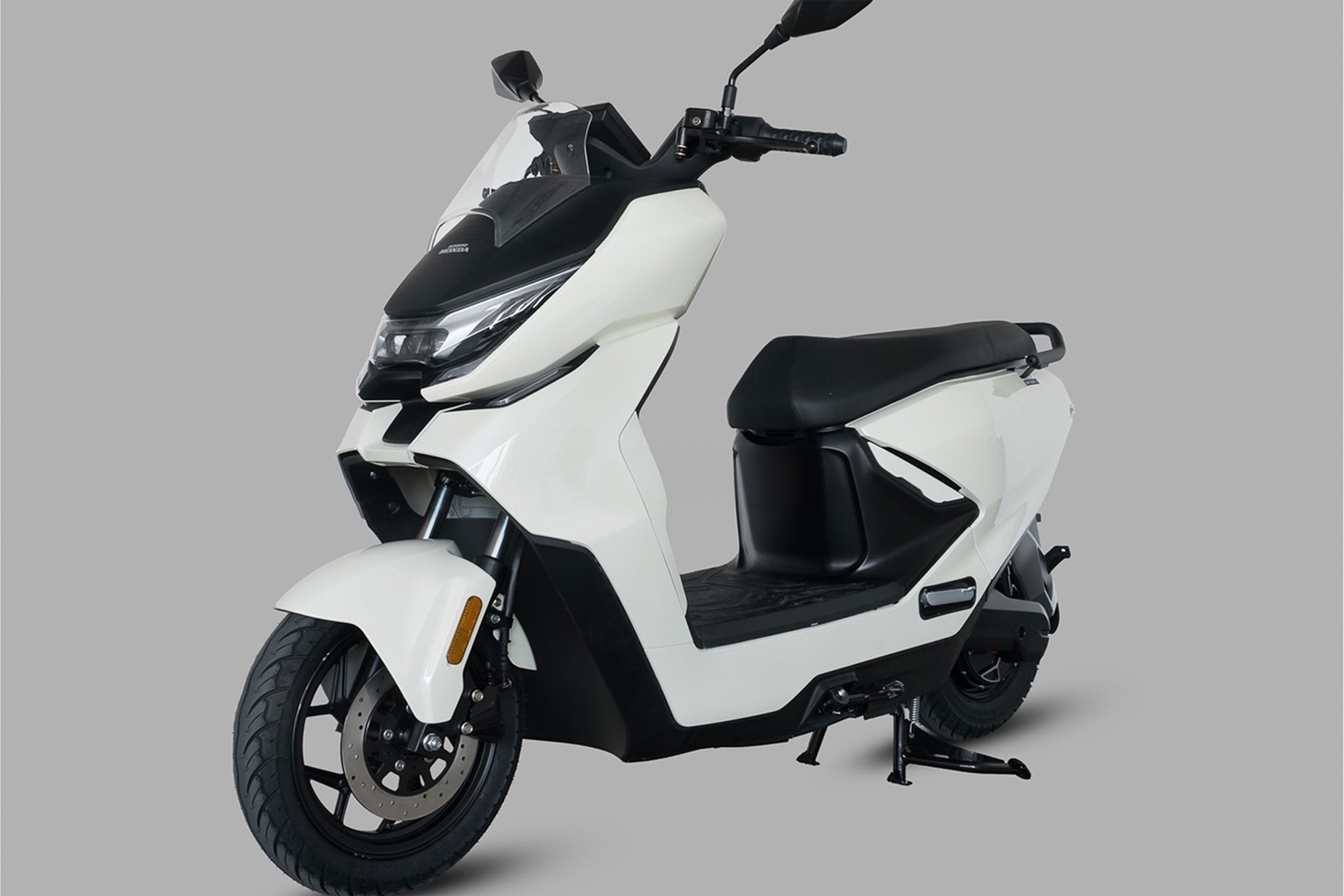 Honda Sundiro DM8B tay ga điện