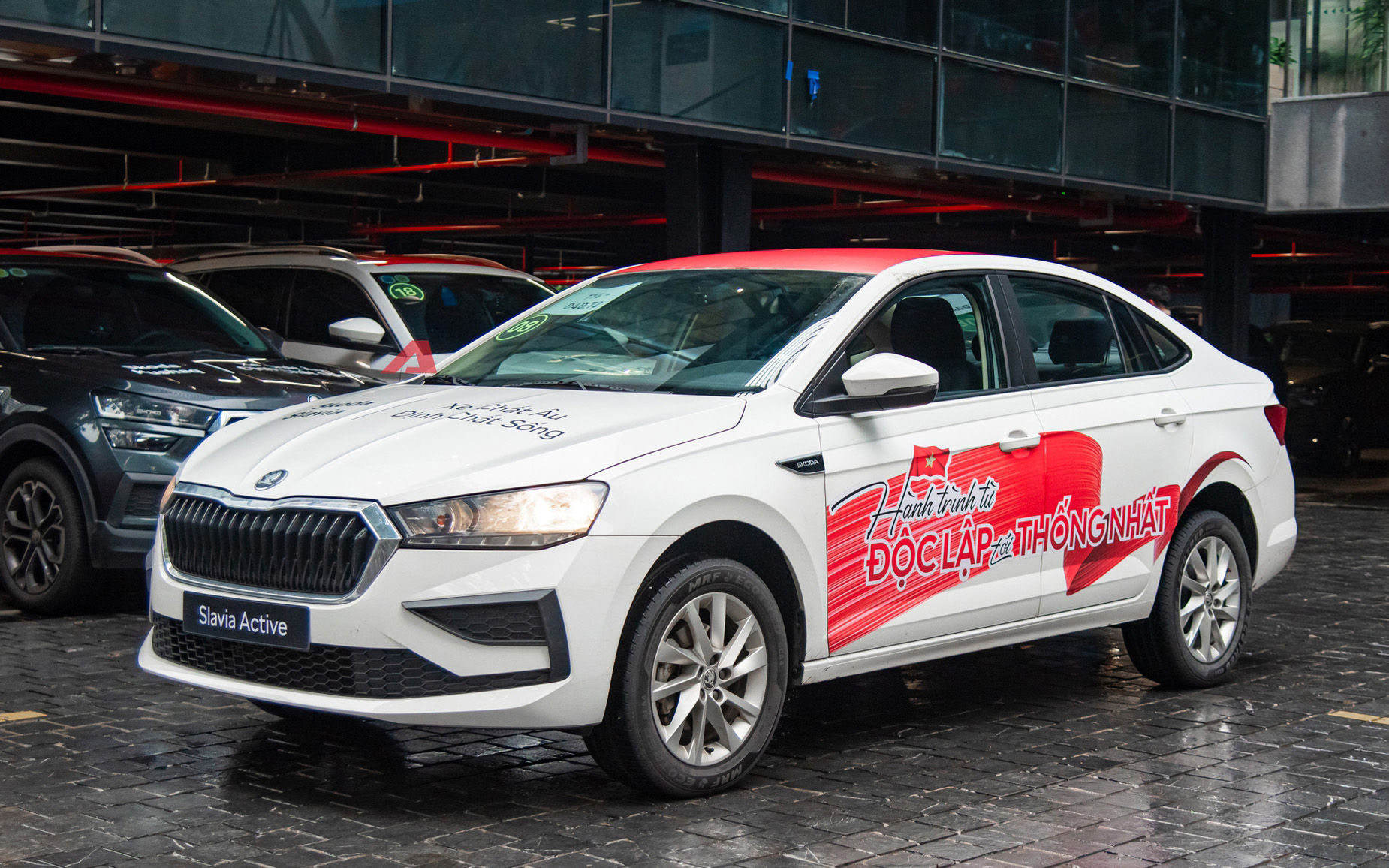 Skoda Slavia giảm 100% phí trước bạ