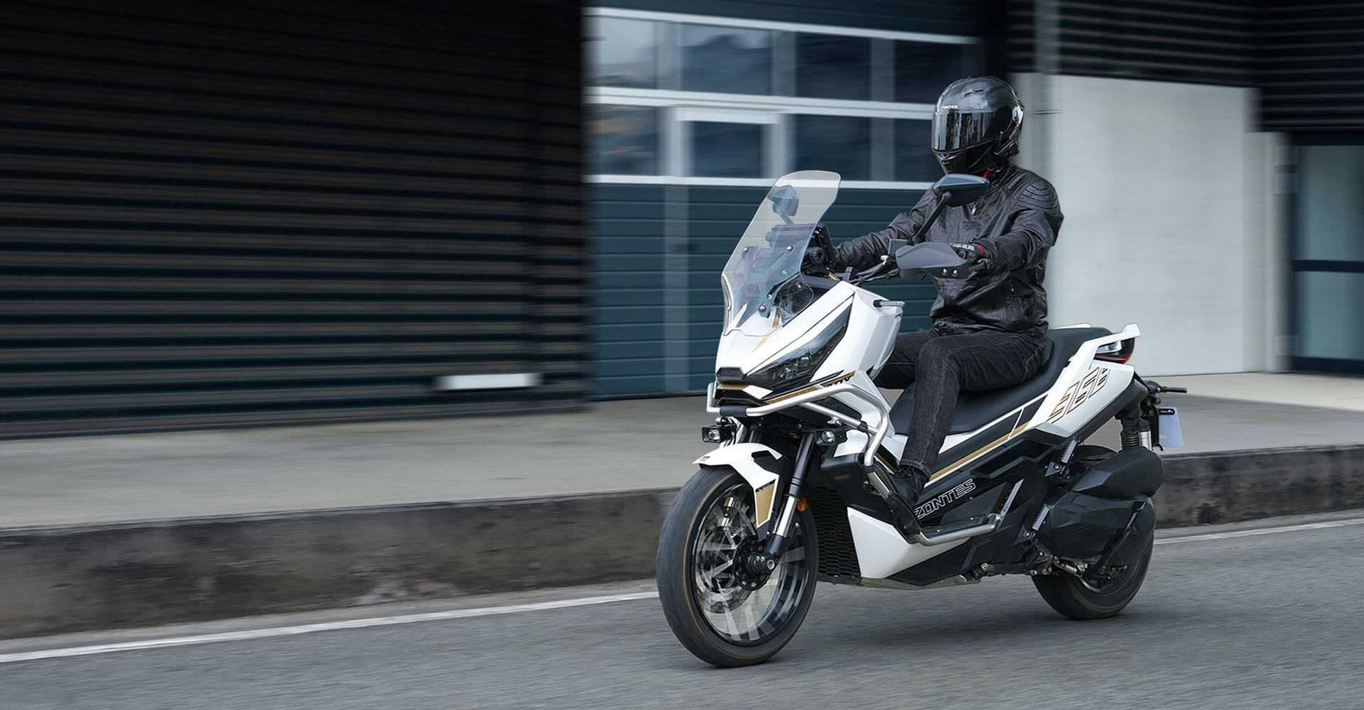 Màn hình màu hiển thị sắc nét