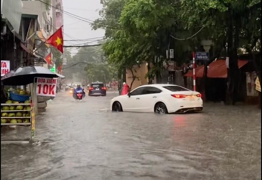 Vận hành trạm bơm Yên Sở