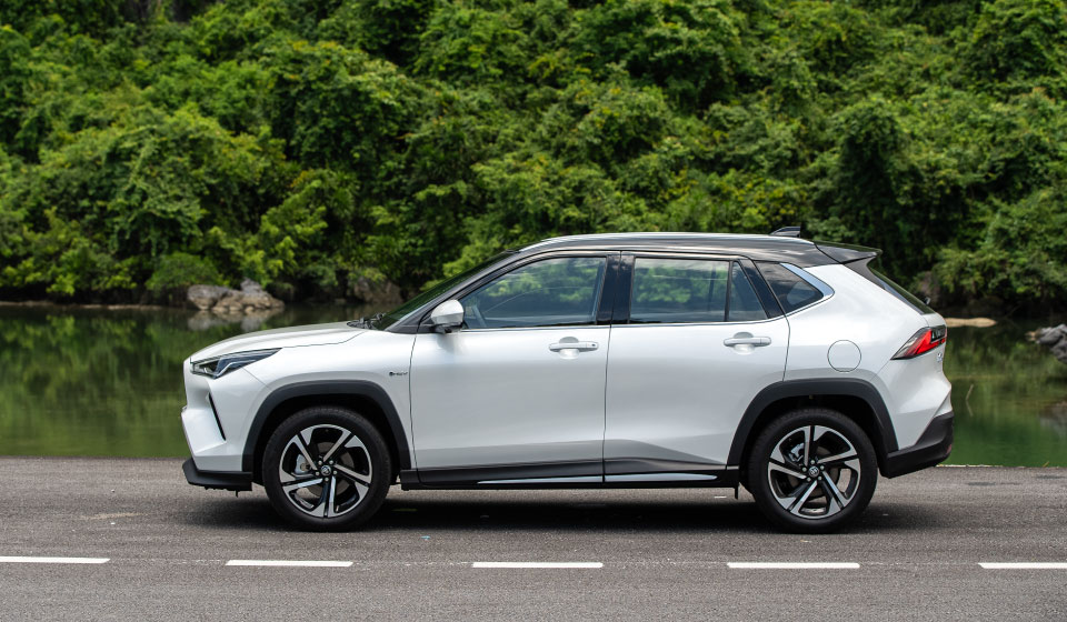 Các mẫu xe Toyota giảm giá mạnh trong tháng 9