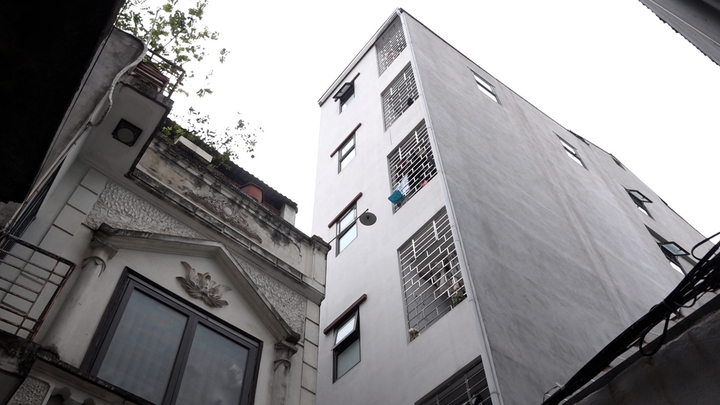 Khu chung cư mini nằm trong ngõ nhỏ tại Hà Nội