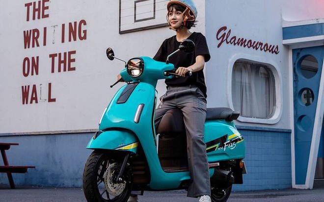 Xe tay ga 125cc dáng cổ điển như Vespa Ngoại hình retro pha hiện đại của xe