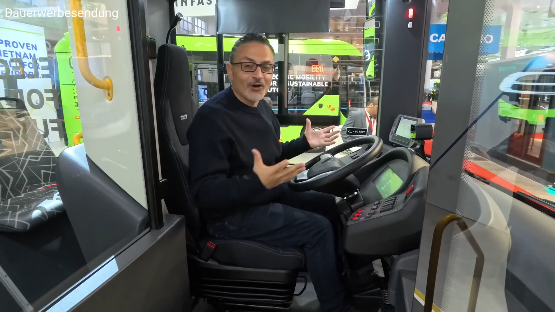 Không gian làm việc tài xế trên xe bus VinFast EB 12