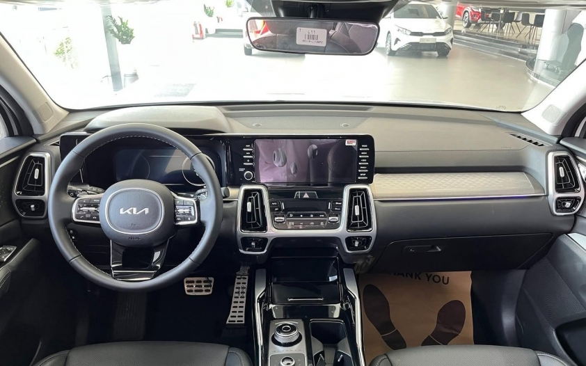 Góc nhìn chi tiết Kia Sorento PHEV
