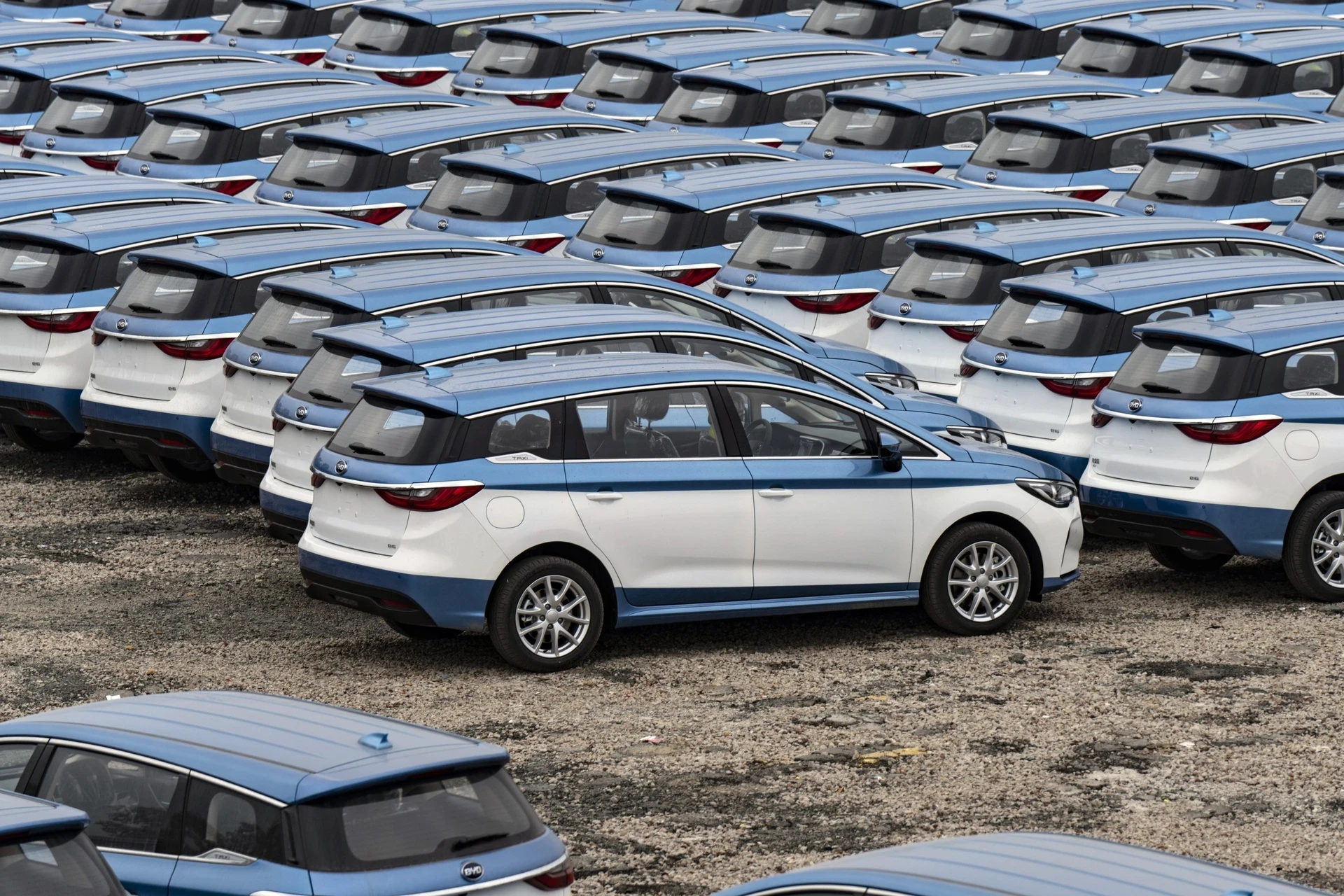 Xe điện không còn nằm trong danh sách ưu tiên của Trung quốc. Chính sách mới về xe điện tại Trung Quốc