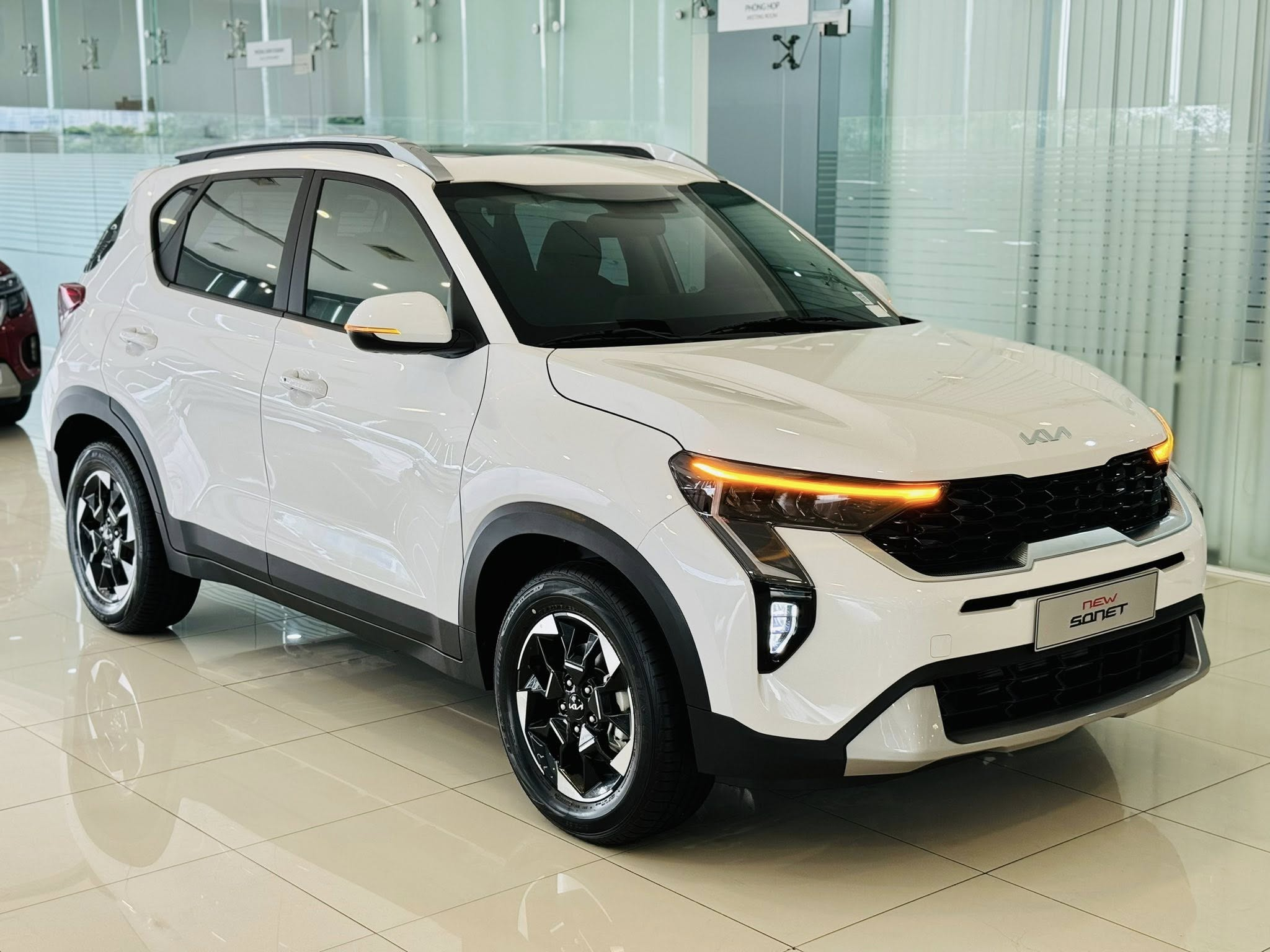 Kia Sonet xe SUV gầm cao hạng A