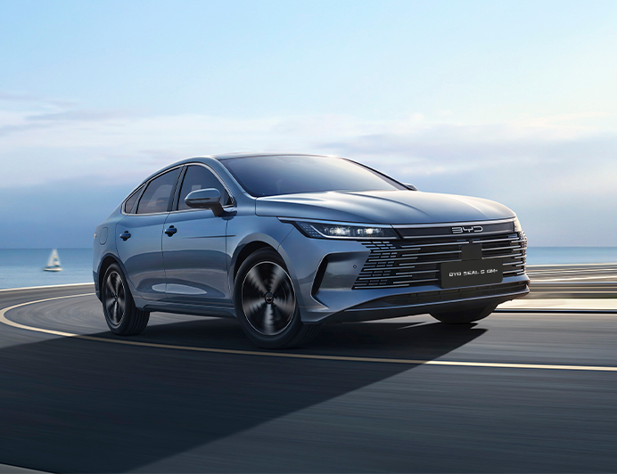 Xe sedan plug-in hybrid tiết kiệm nhiên liệu