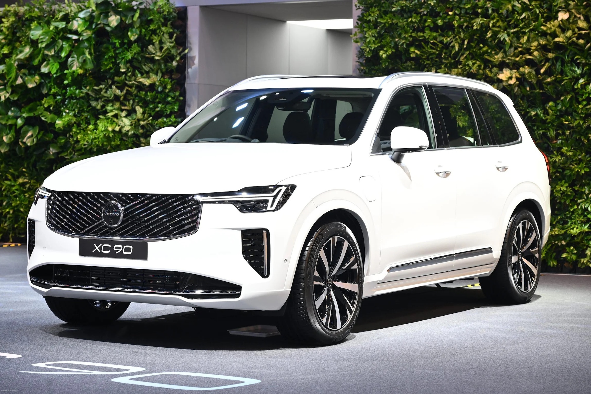 Volvo XC90 facelift tại triển lãm Bangkok Volvo XC90 phiên bản nâng cấp giữa vòng đời