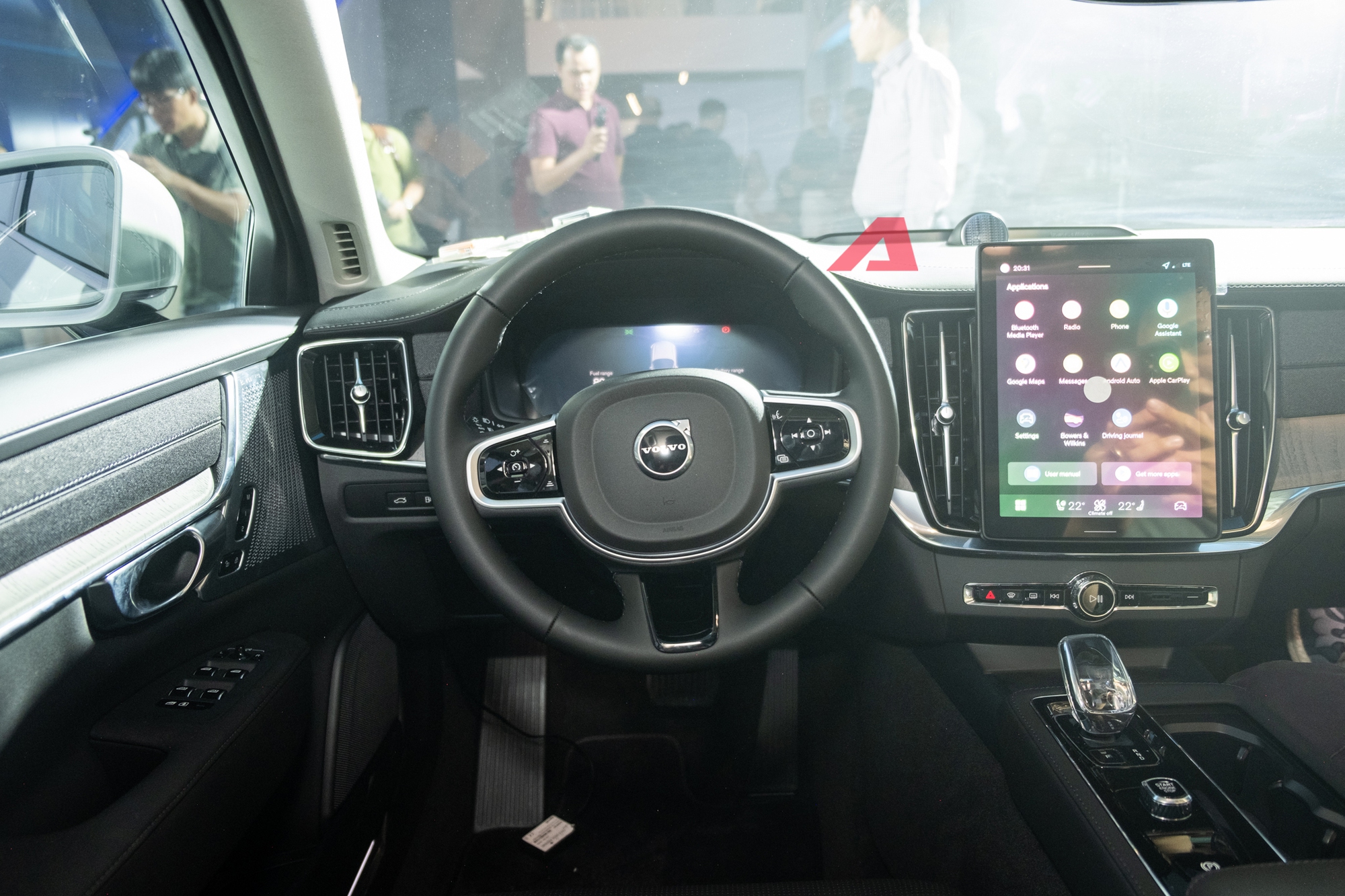 Màn hình giải trí kích thước lớn tích hợp Google built-in