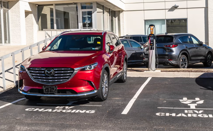 Các trạm sạc cho xe ô tô điện Trạm sạc xe ô tô điện chưa phổ biến