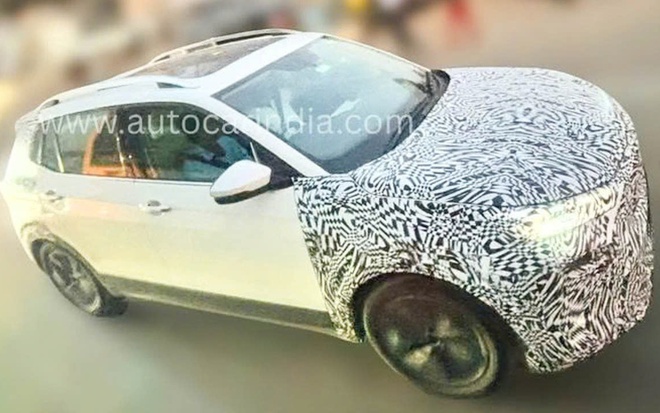 Cửa sổ trời toàn cảnh trên Skoda Kushaq facelift