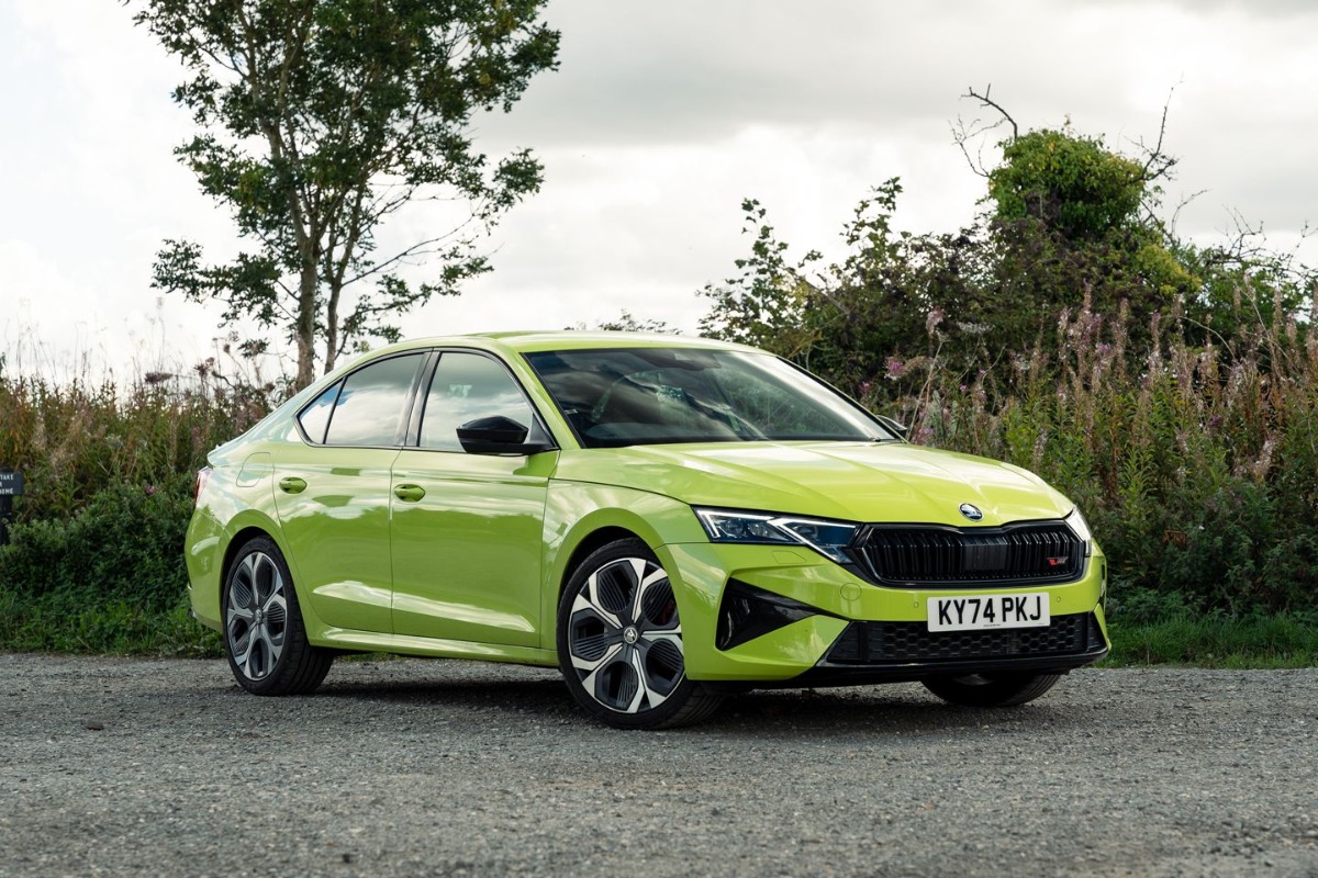 Skoda Octavia RS phong cách thể thao