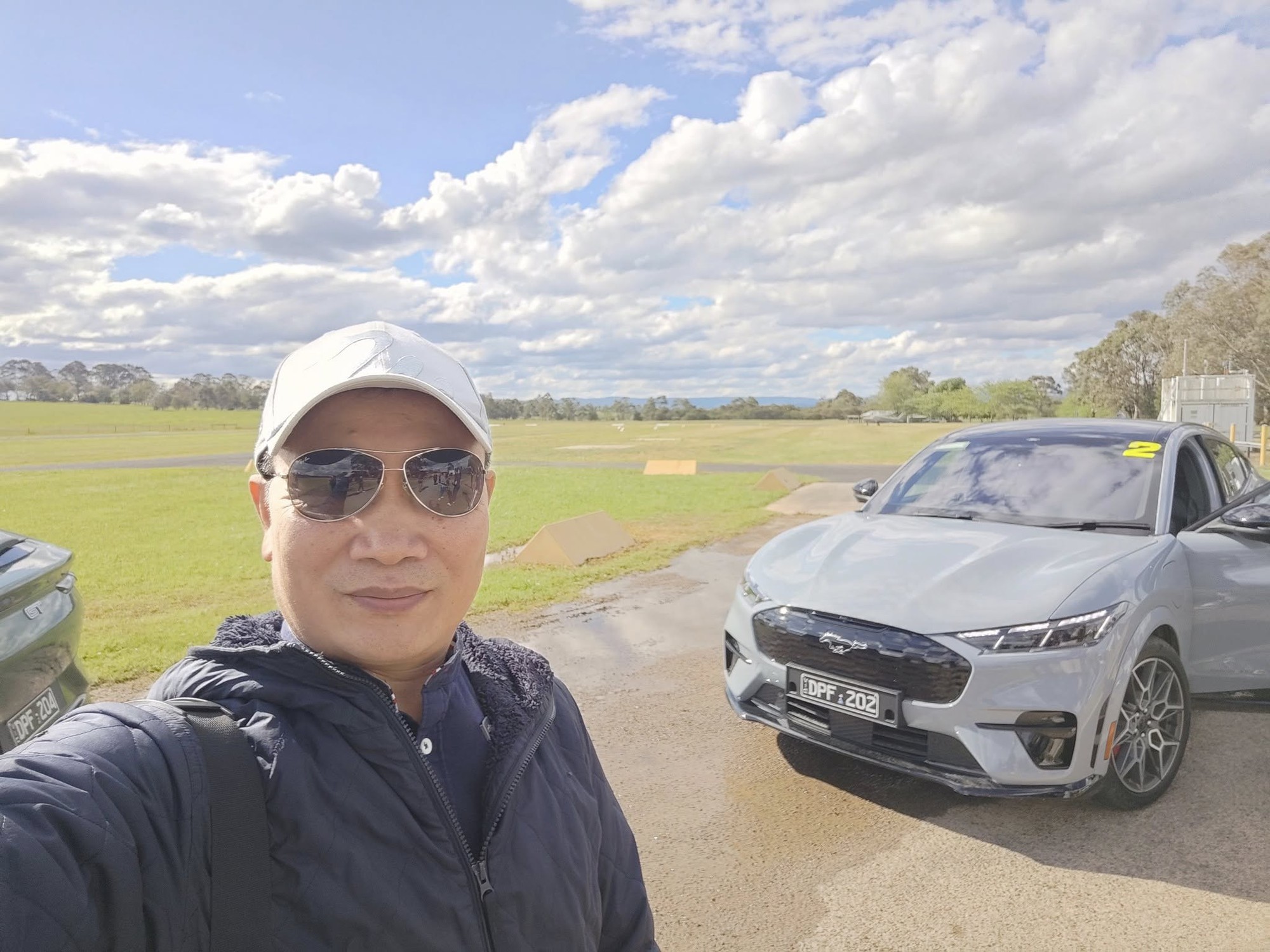 Anh Nguyễn Mạnh Thắng đánh giá xe điện Mustang Mach-E Nguyễn Mạnh Thắng đánh giá cảm giác lái riêng biệt của Mustang Mach-E