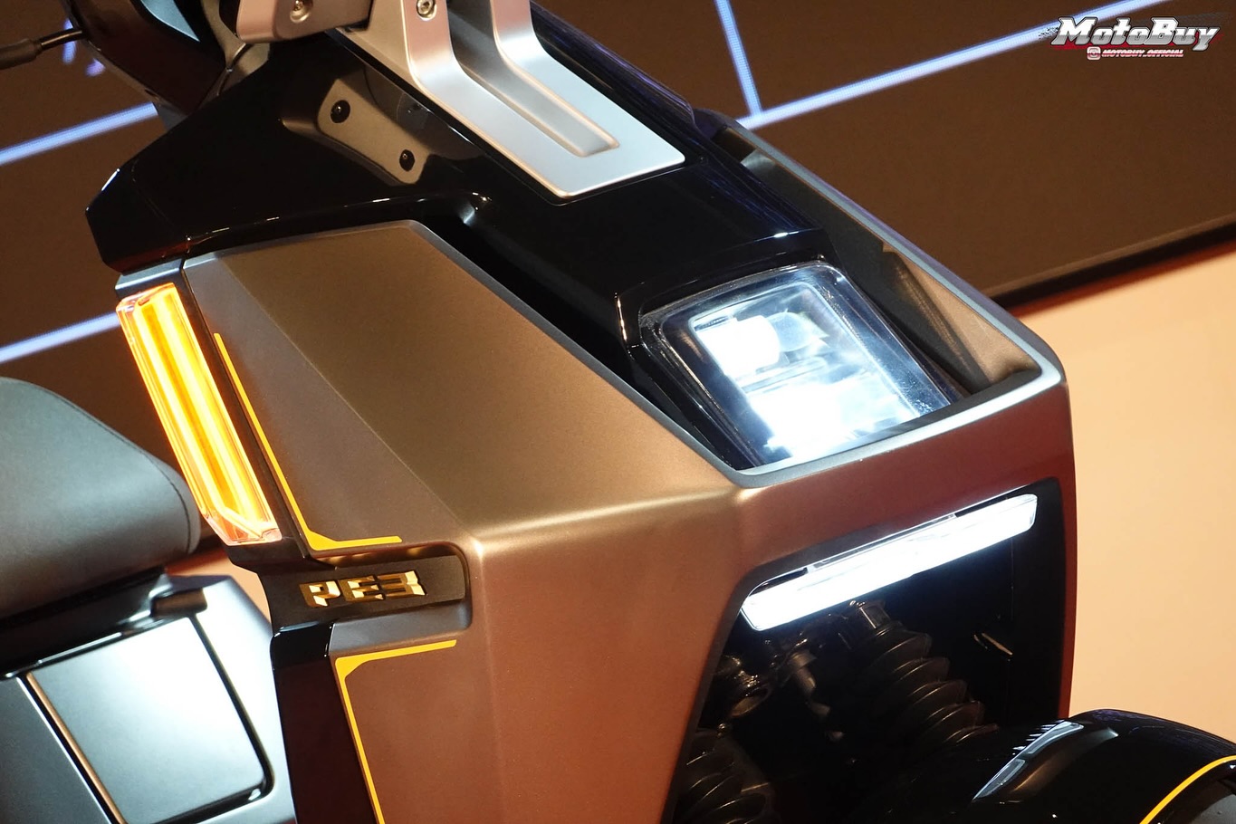 Mẫu xe tay ga plug-in hybrid mới