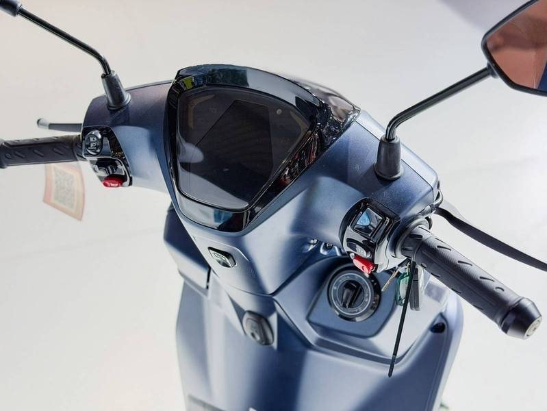 Xe People R Hybrid 125 với thiết kế hiện đại