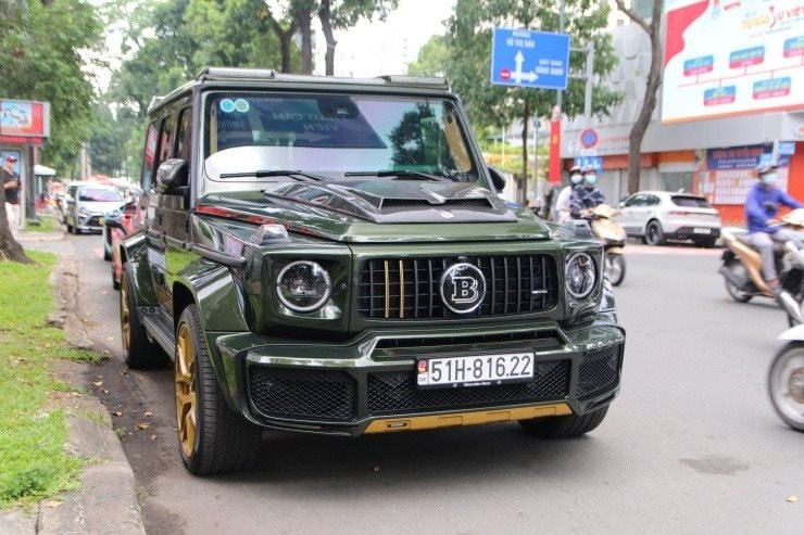Mercedes-AMG G63 Edition One Mercedes-AMG G63 Edition One và Brabus G800 độ của chồng Đoàn Di Băng
