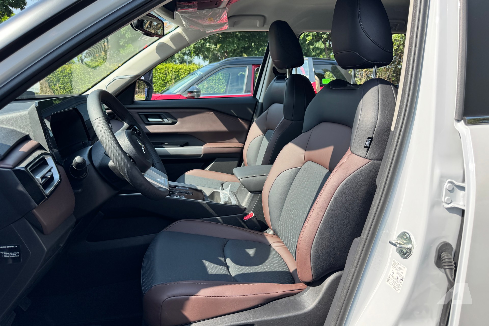 Mitsubishi Destinator ra mắt Việt Nam: Giá sau giảm từ 739 triệu đồng, 2 bản đều có ADAS, dễ thế chỗ Outlander cạnh tranh CX-5, Tucson- Ảnh 14. Hình ảnh Mitsubishi Destinator tại Việt Nam