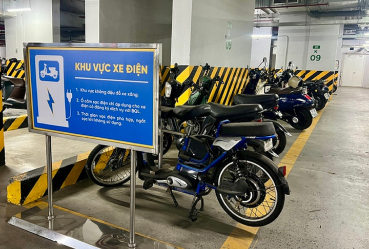 Bộ Xây dựng yêu cầu xây dựng, hoàn thiện quy chuẩn kỹ thuật Bộ Xây dựng yêu cầu xây dựng, hoàn thiện quy chuẩn kỹ thuật quốc gia về an toàn đối với nhà chung cư có lắp đặt trạm/trụ sạc xe điện