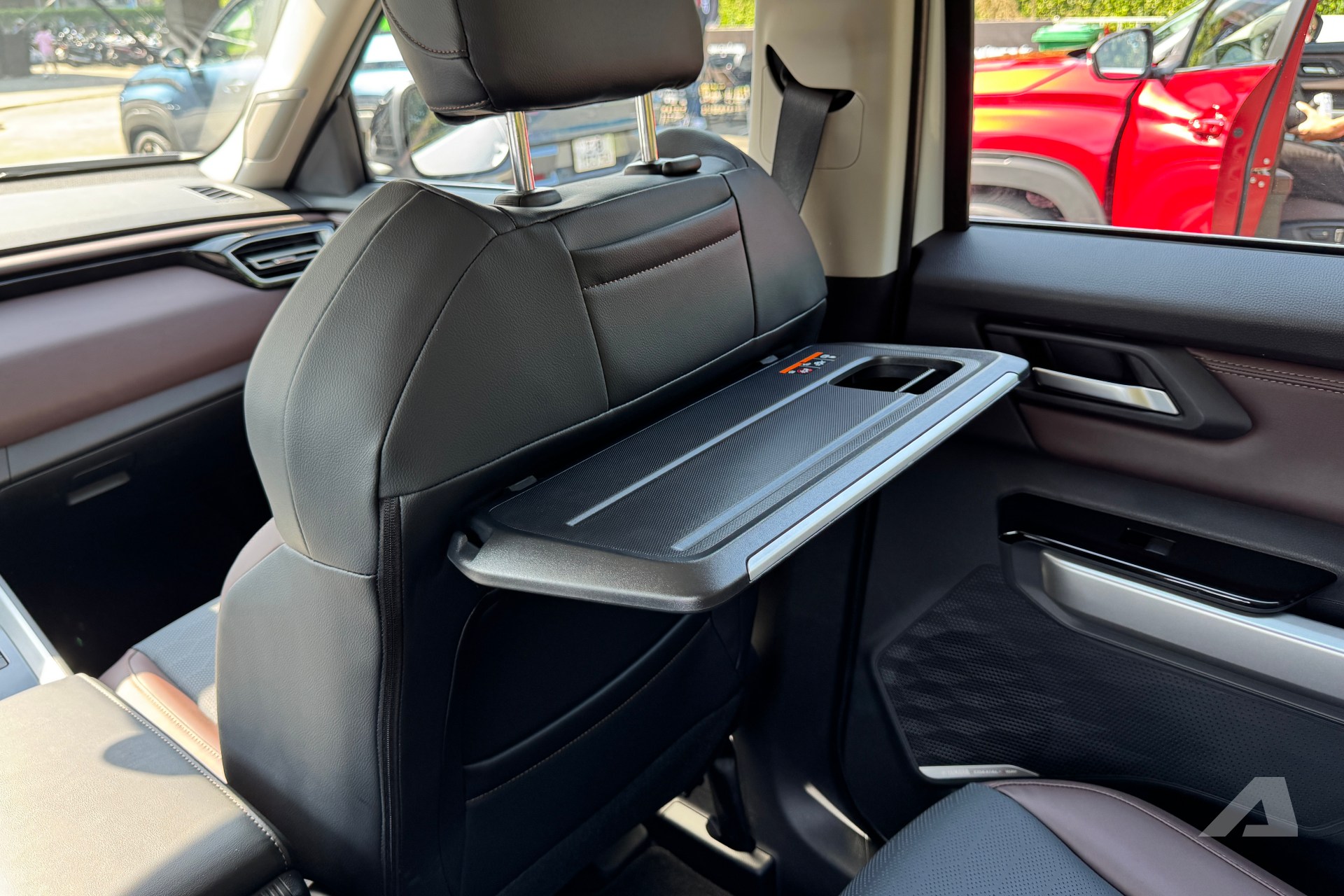 Mitsubishi Destinator ra mắt Việt Nam: Giá sau giảm từ 739 triệu đồng, 2 bản đều có ADAS, dễ thế chỗ Outlander cạnh tranh CX-5, Tucson- Ảnh 17. Hình ảnh Mitsubishi Destinator tại Việt Nam