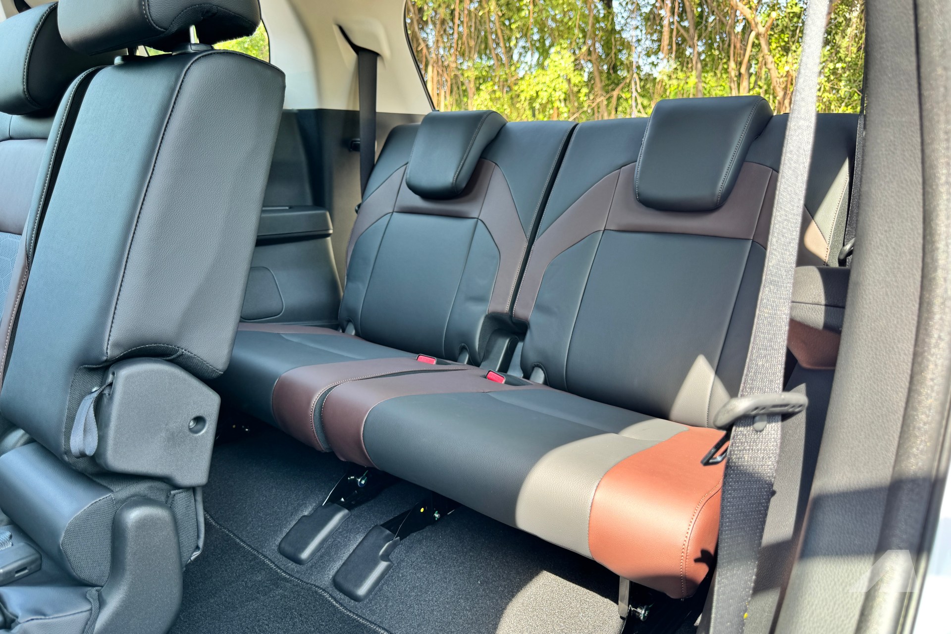 Mitsubishi Destinator ra mắt Việt Nam: Giá sau giảm từ 739 triệu đồng, 2 bản đều có ADAS, dễ thế chỗ Outlander cạnh tranh CX-5, Tucson- Ảnh 16. Hình ảnh Mitsubishi Destinator tại Việt Nam