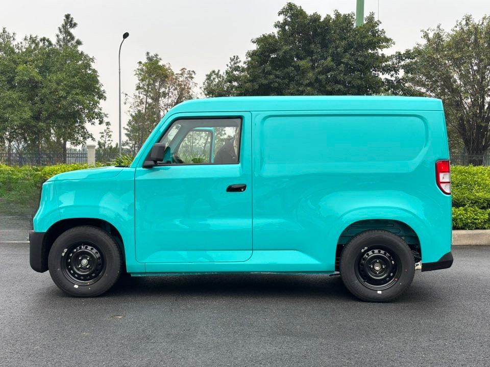 Xe tải điện VinFast EC Van nhỏ gọn